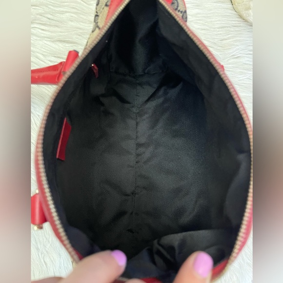 🌸Authentic GUCCI Monogram Shoulder Bag - Picture 6 of 13